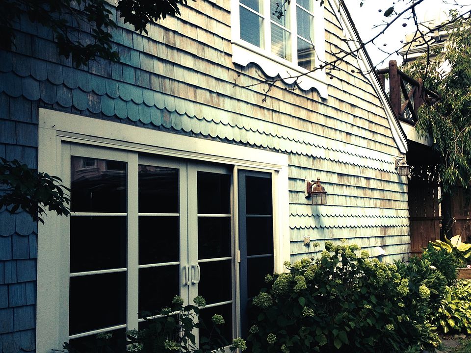 charming cottage facade