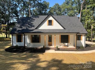 202 Travis Ln, Salisbury, NC 28146