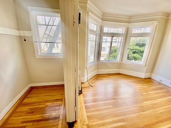 3rd image of 2737 Polk St APT 4