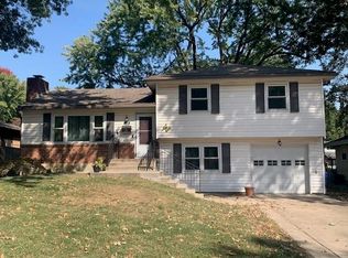 9327 Hayes Dr, Overland Park, KS 66212