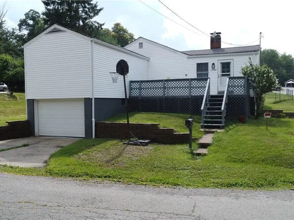 103 Jefferson St, Saint Clairsville, OH 43950