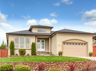 541 Whitney Ter, Medford, OR