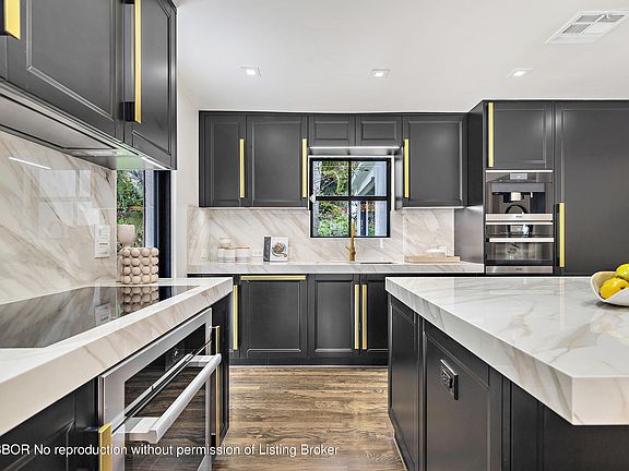 2nd image of 217 Avila Rd