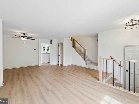 3rd image of 14608 Flower Hill Ct
