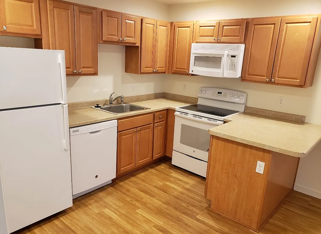 1 bed, 600 sqft, $750 — Photo 3