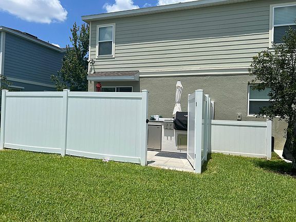 3rd image of 2745 Pleasant Cypress Cir
