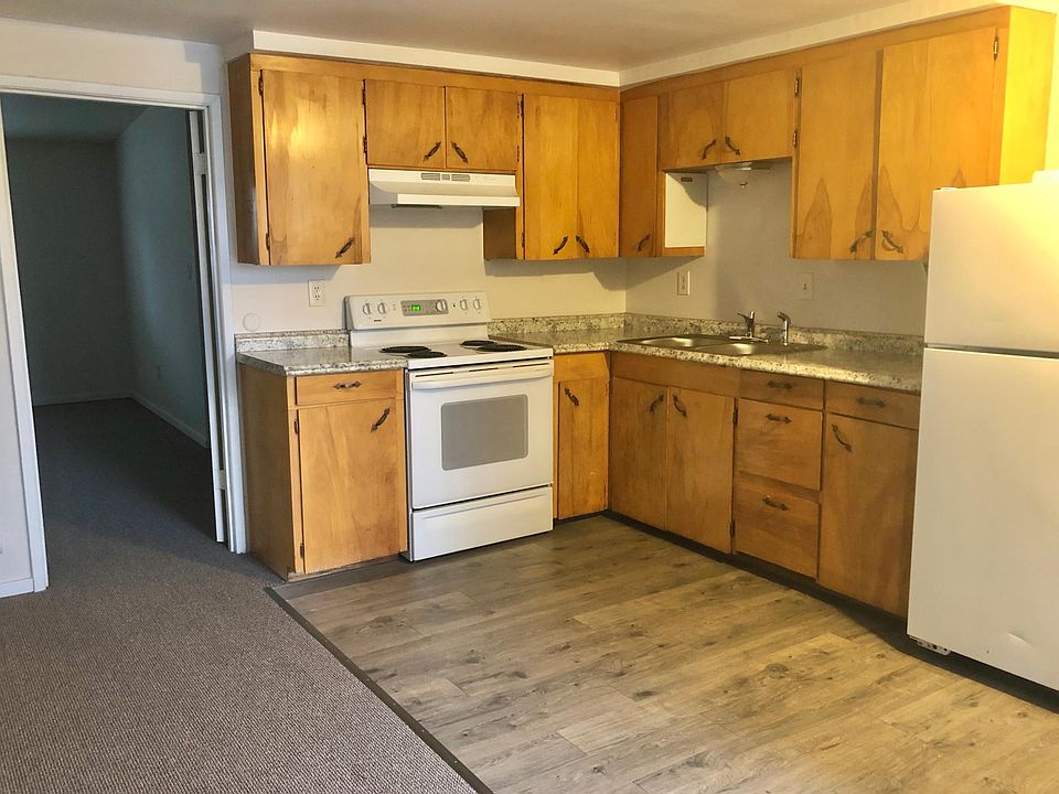 1st image of 3815 12th Ave SE APT B