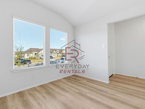 5th image of 10005 Avendesora Rd