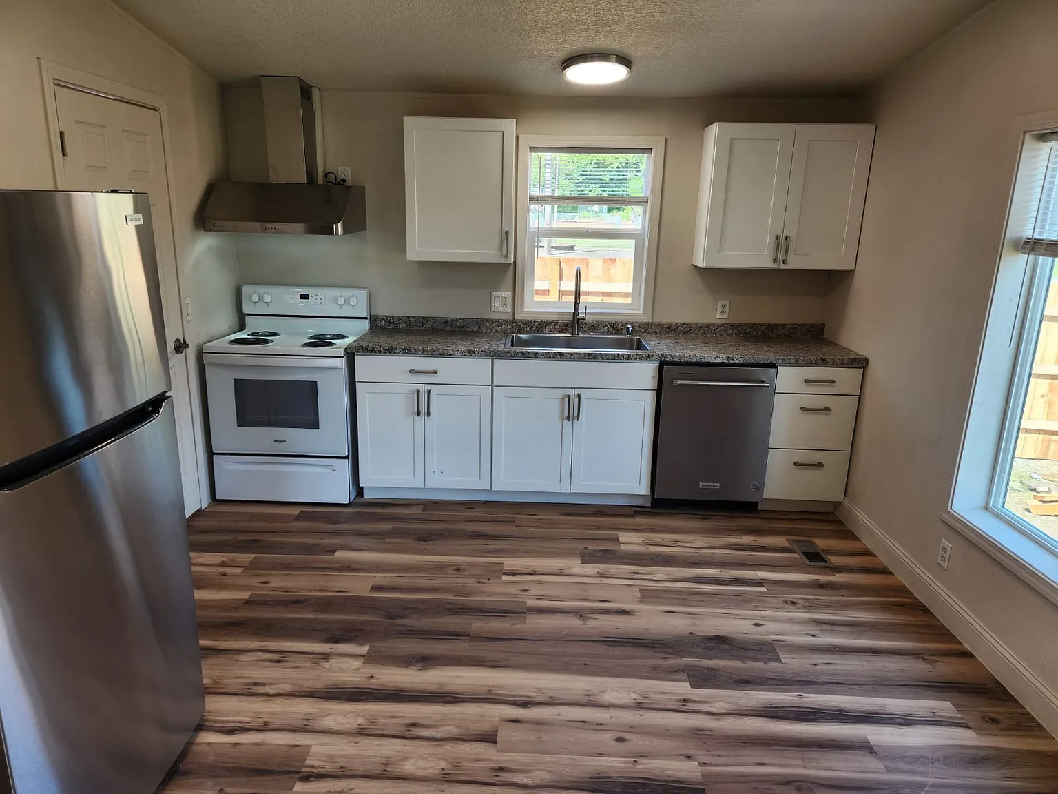 775 Patterson St NW — Photo 2