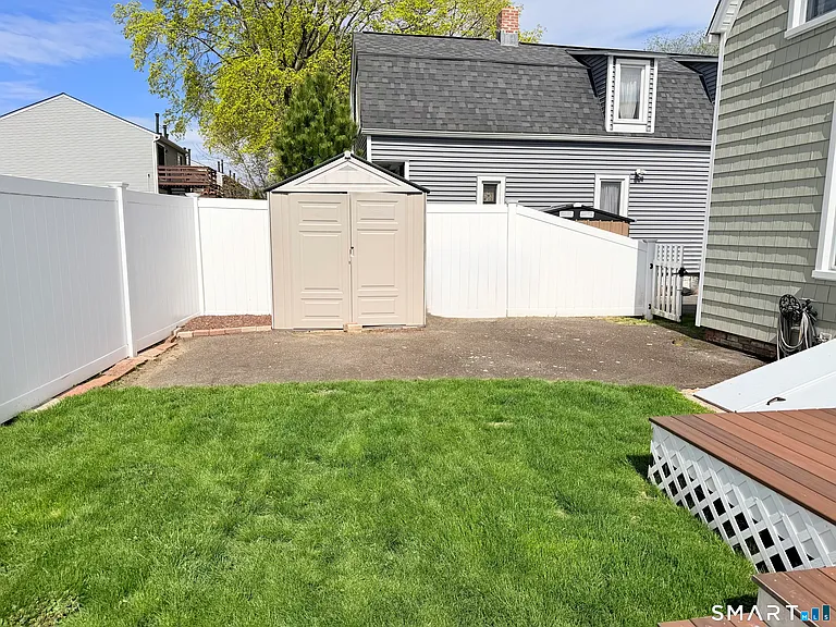 19 Willow St — Photo 17