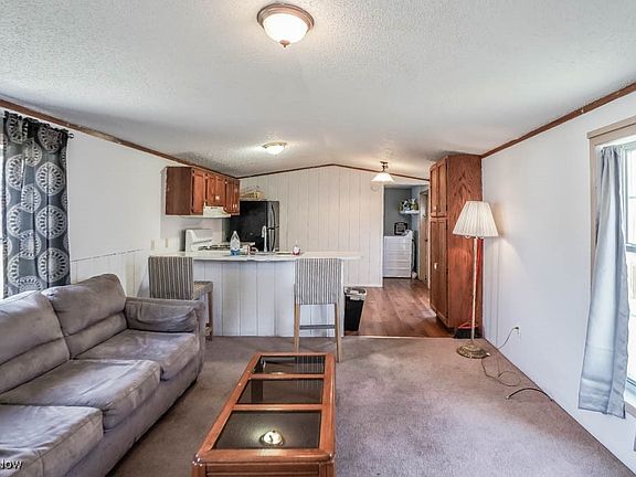 5th image of 1937 Claremont Ave Lot 34