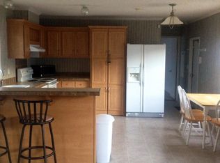 2098 Bakerville Rd, Waverly, TN 37185