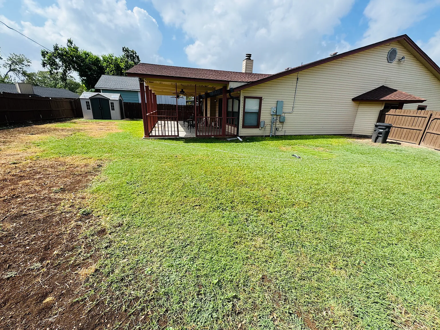 906 Fillmore Drive — Photo 2