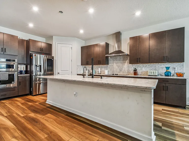 19442 Blue Pond Dr — Photo 10