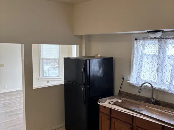 11 N Genesee St #2, Geneva, NY 14456