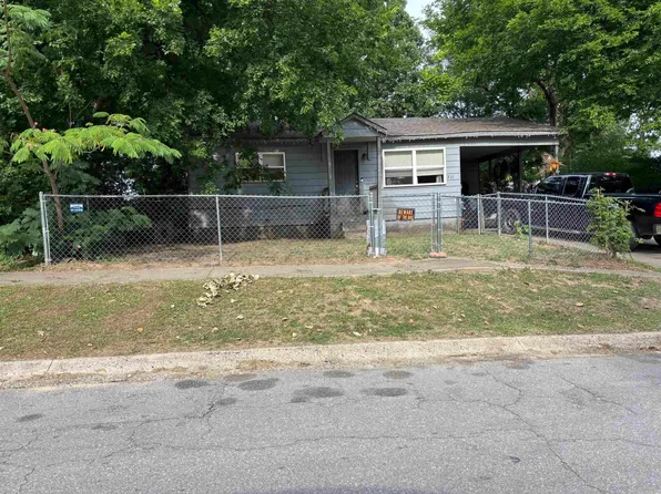 711 Hester Dr, Benton, AR 72015