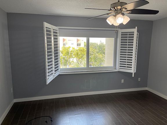 2nd image of G402-7740 Camino Real #G402