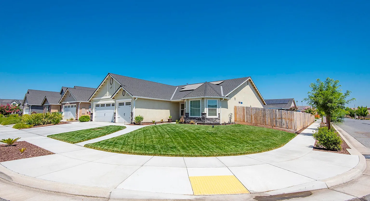 2396 Seaside Ct photo 1