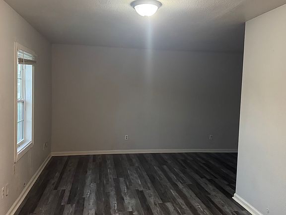 4th image of 315 N Claiborne St #2
