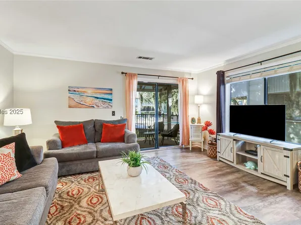 36 Deallyon Ave APT 36, Hilton Head Island, SC 29928