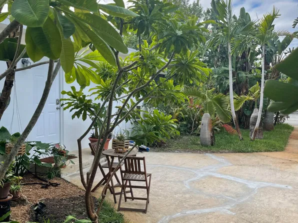 1102 N Federal Hwy, Lake Worth, FL