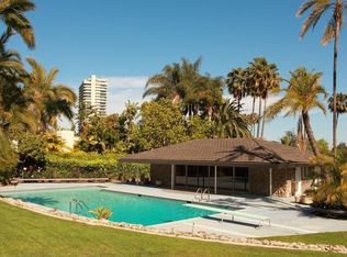 424 Robert Ln, Beverly Hills, CA 90210