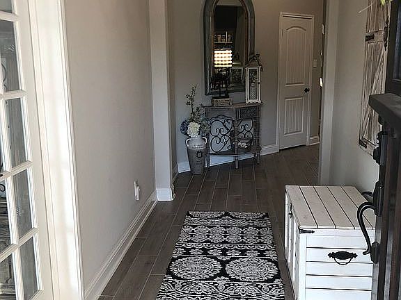 4th image of 8815 Japonica Dr