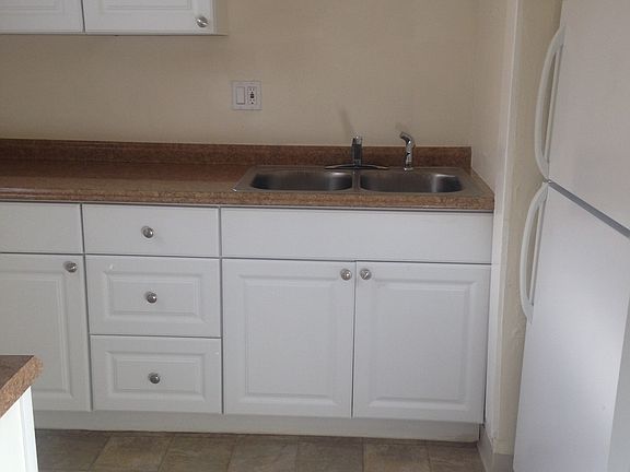 2nd image of 3821 5th Ave APT 7