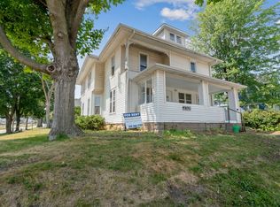 2321 Iowa St APT 1, Cedar Falls, IA 50613