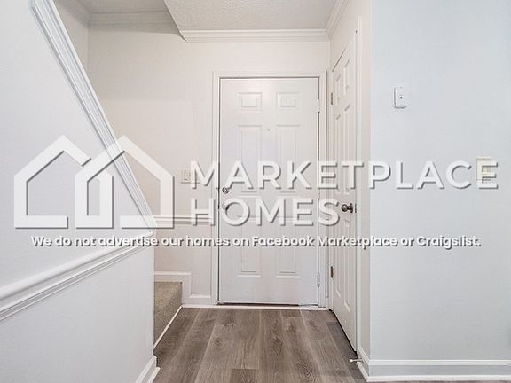 3rd image of 5285 Oakridge Dr