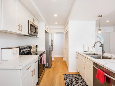 1132 Palo Verde Ave, Long Beach, CA, 90815
