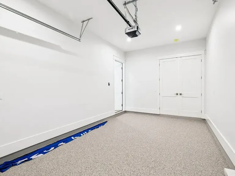 45 Grove Townhomes Pl #104 — Photo 30