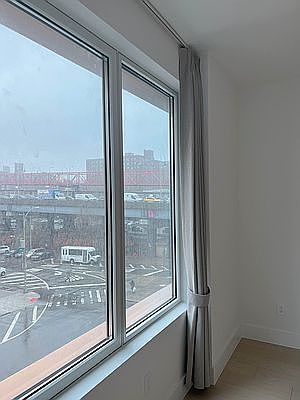 5th image of 208 Delancey St #4B