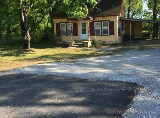 3633 E Huntsville Rd, Fayetteville, AR 72701