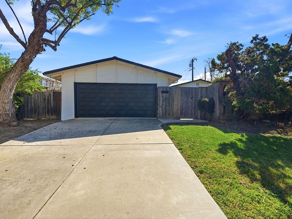 1st image of 886 Brent Dr