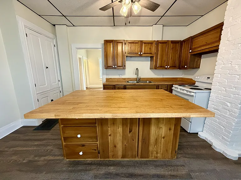 Kitchen with large eat-in island.