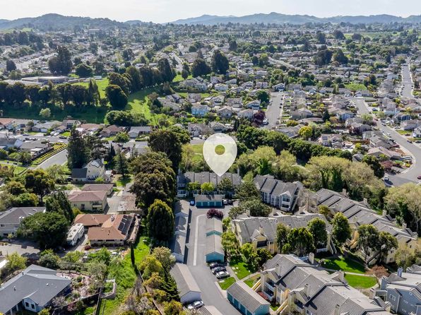 111 Dursey Dr, Pinole, CA 94564