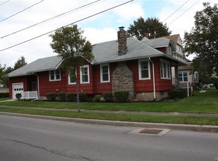 217 William St, Medina, NY 14103