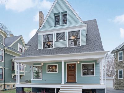 1818 Wesley Ave, Evanston, IL, 60201