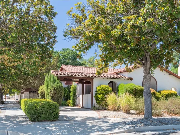 2005 Oak St, Paso Robles, CA 93446