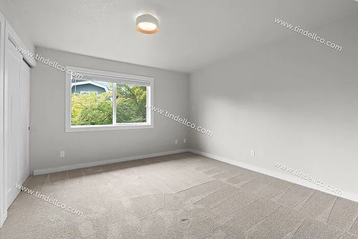 8019 SW 35th Ave #6 — Photo 15