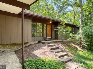 1314 Westhills Ln, Reston, VA 20190