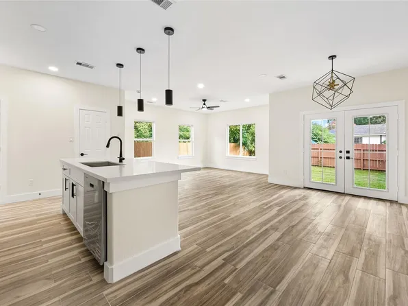 9807 Bamboo Rd #A, Houston, TX 77041