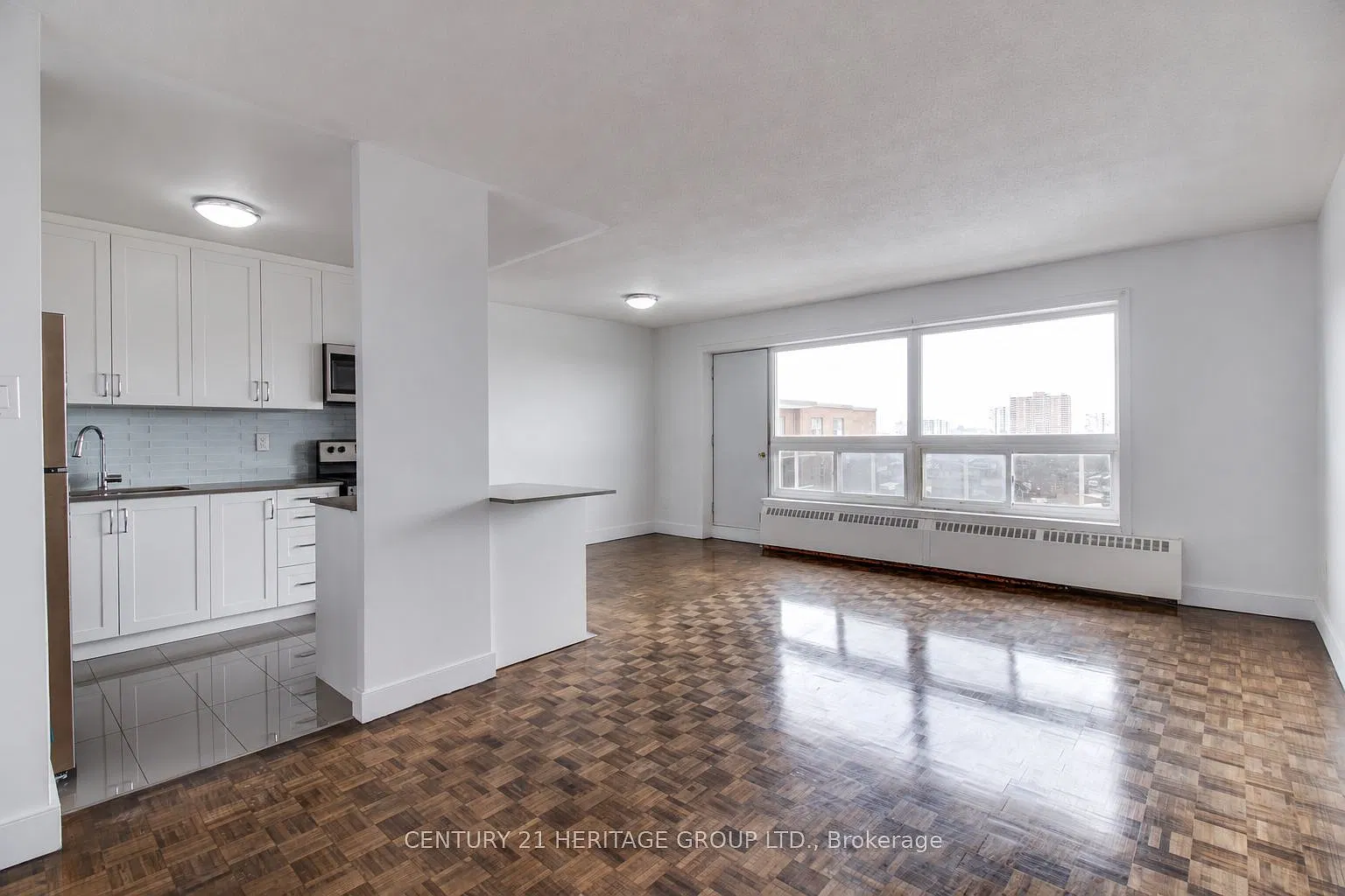 2 bed, $2,349 — Photo 4
