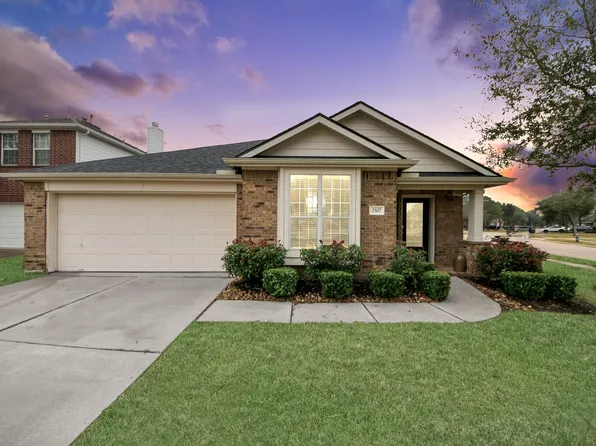 2507 Cypress Springs Ct, Pearland, TX 77584