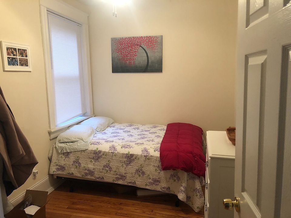 1st image of 2708 Grove Ave APT 4