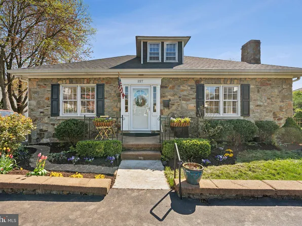 227 W Market St, Leesburg, VA 20176