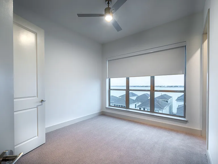The View at Sapphire Bay — Photo 33
