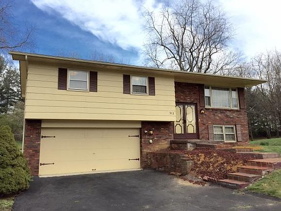 2nd image of 512 Lynnwood Dr