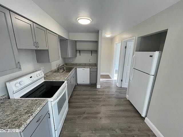 1st image of 515 S Milwaukee Ave APT 9